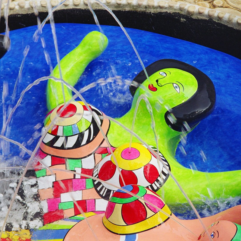 niki-de-saint-phalle GARDEN IN TUSCANY