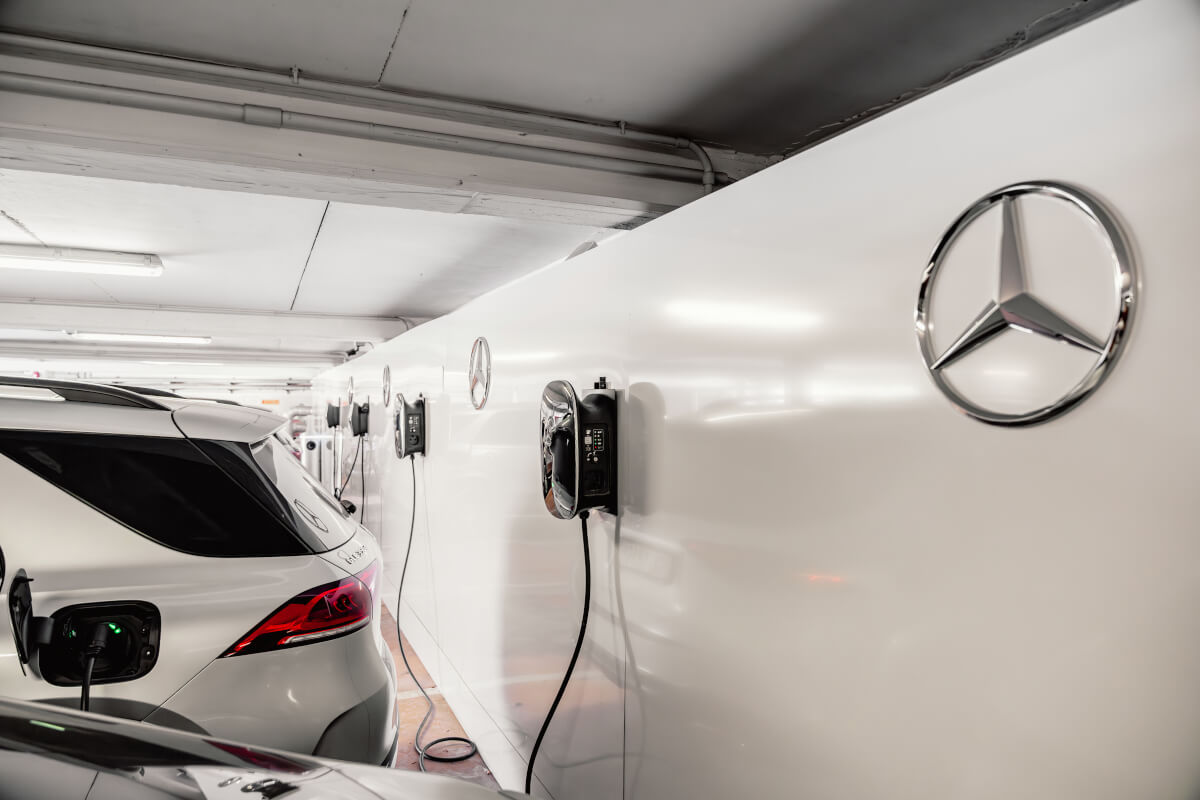 mercedes benz ev charging tuscany maremma